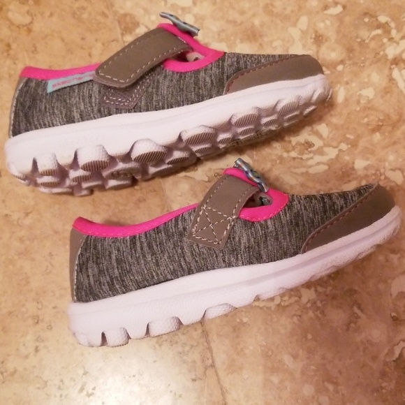 Comfy Toddler Skechers - Picture 3 of 6